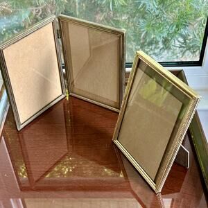 Vintage Gold-Tone 5x7 Frame Set – Single & Double Hinged (3 Photo Display)
